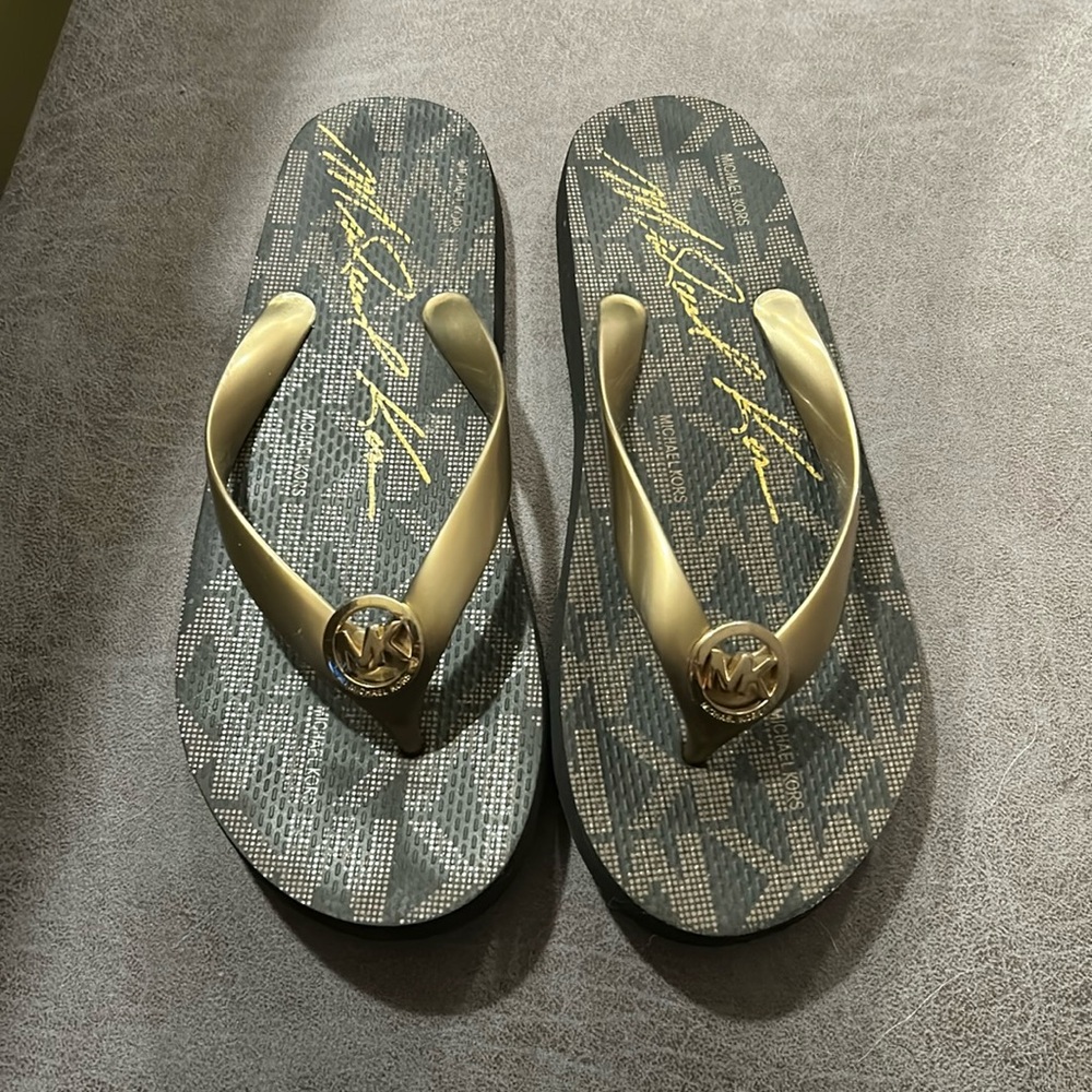 Michael Kora Stylish Gold Flip-Flops